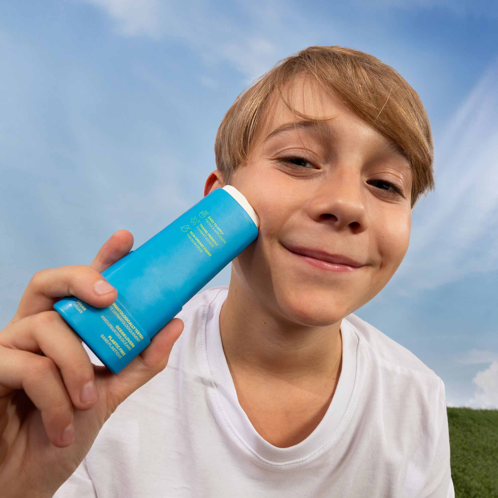 Attitude Sunly™ Plastic-Free Mineral Sunscreen Stick SPF 30 - Unscented Kids (20g)