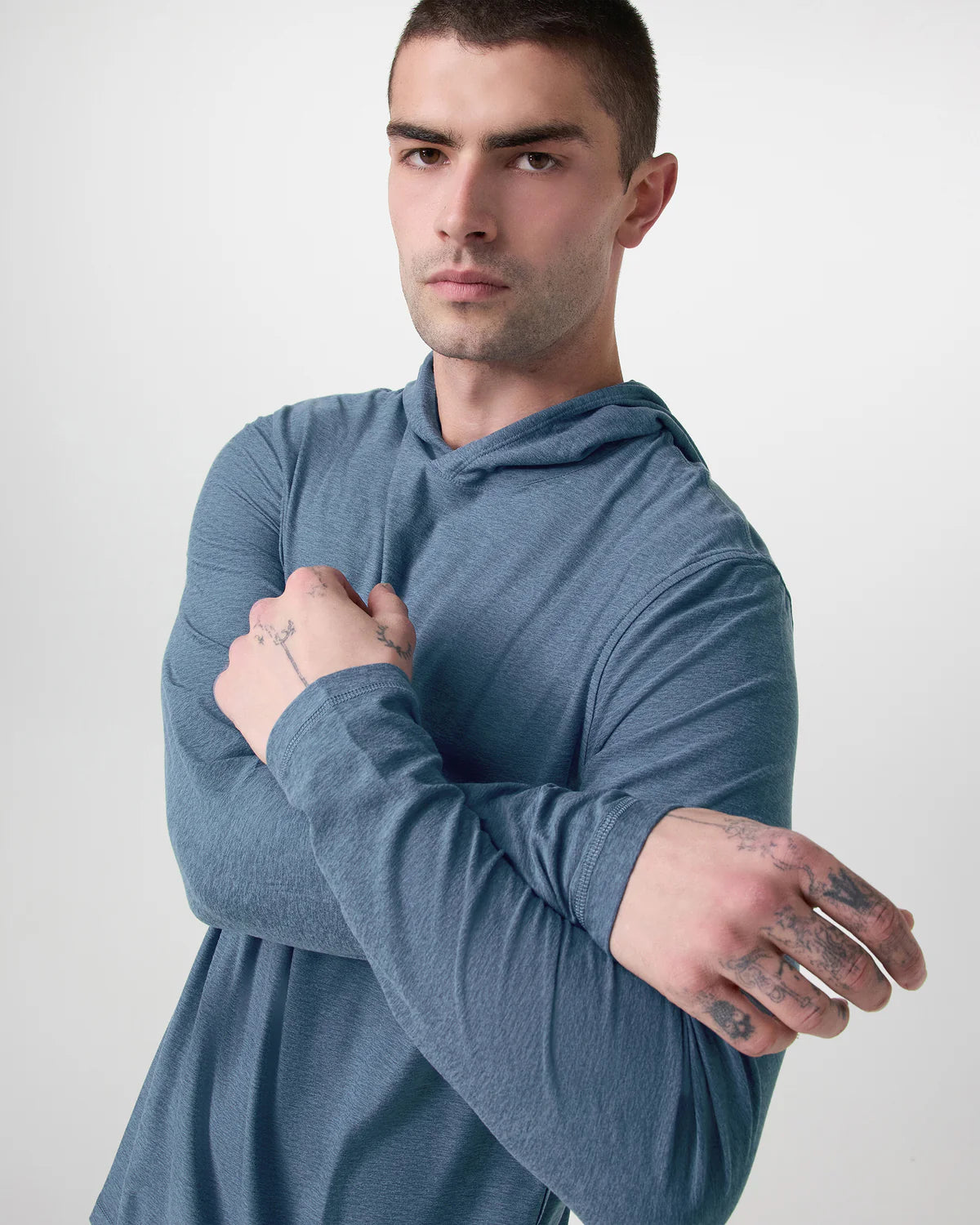 Vuori Strato Tech Hoodie - Pool Blue Heather