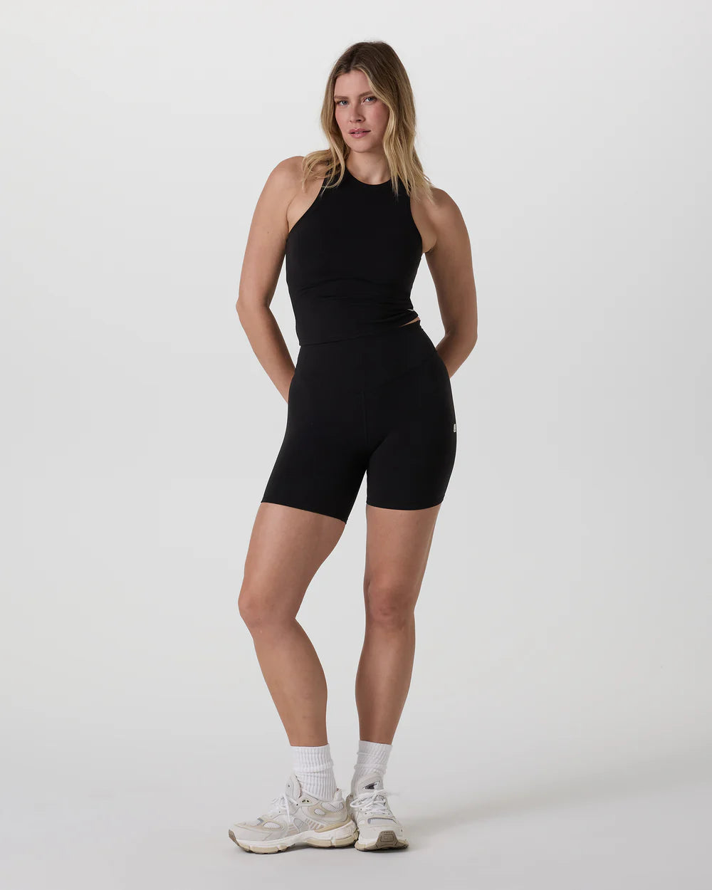 Vuori AllTheFeels CrewTank - Black