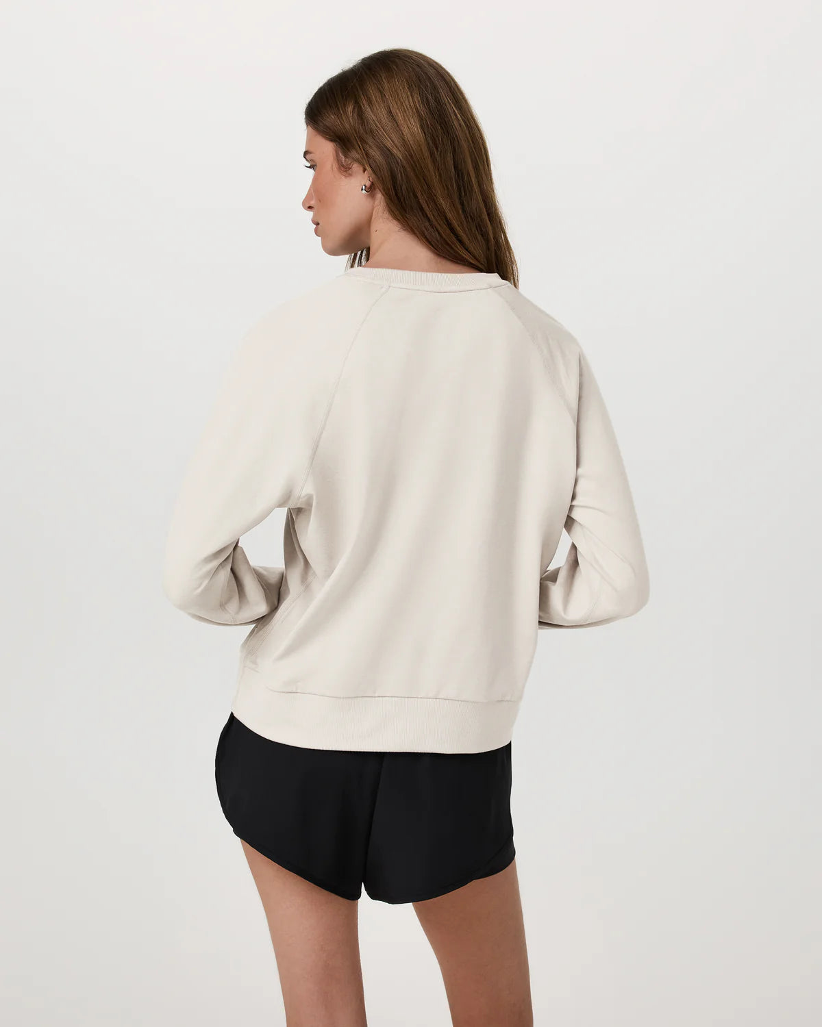 Vuori Long Sleeve Halo Crew - Ecru Heather