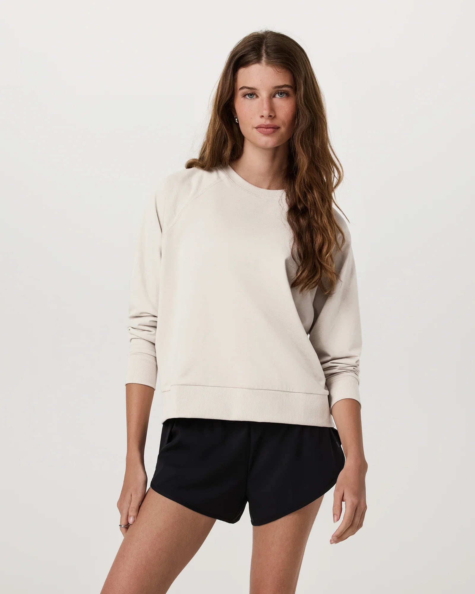Vuori Long Sleeve Halo Crew - Ecru Heather