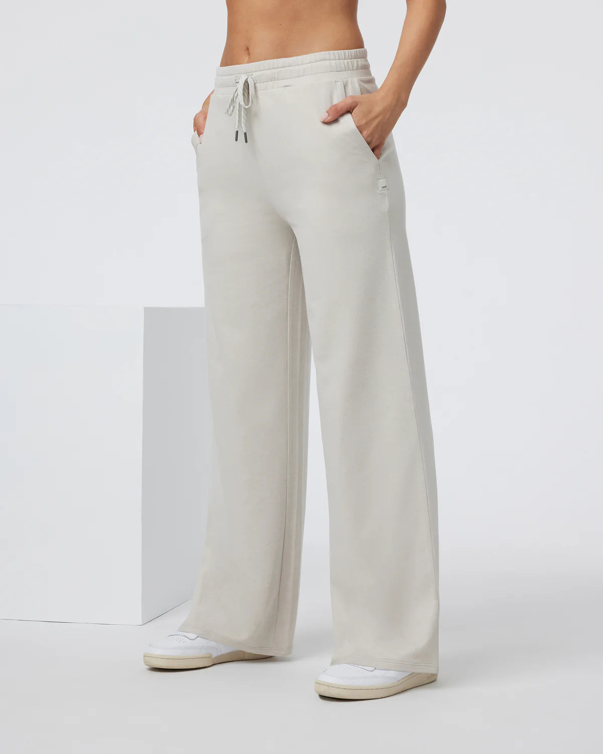Vuori Essential Wideleg - Ecru Heather