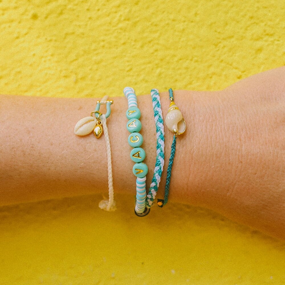 Pura Vida &#39;Low Tide Shell&#39; Charm Bracelet