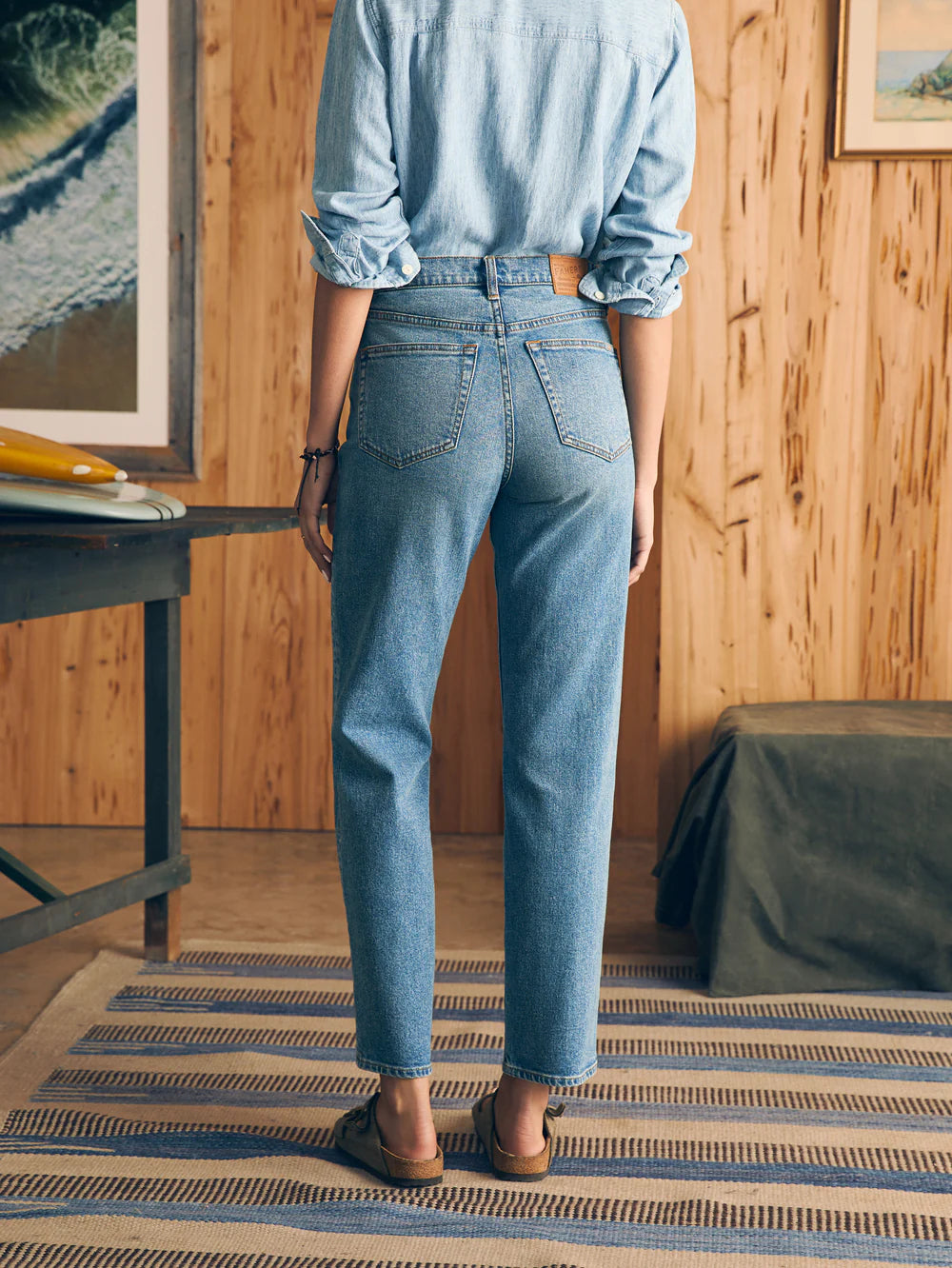 Faherty Womens Organic Cotton Slim Straight Denim - Lakewood Wash